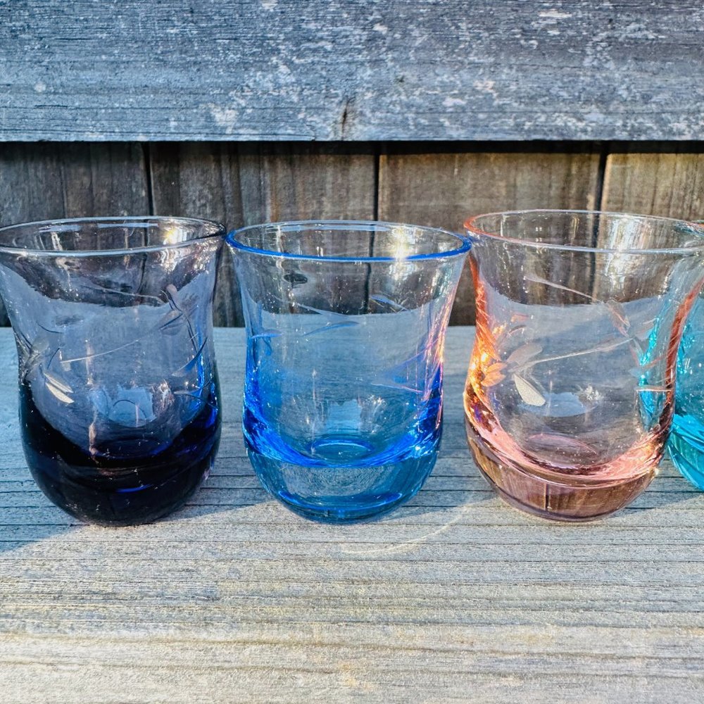 Mid-Century Bohemian Etched Dragonfly Glasses Cordial Liquer Set Of 5 - Picture 7 of 11